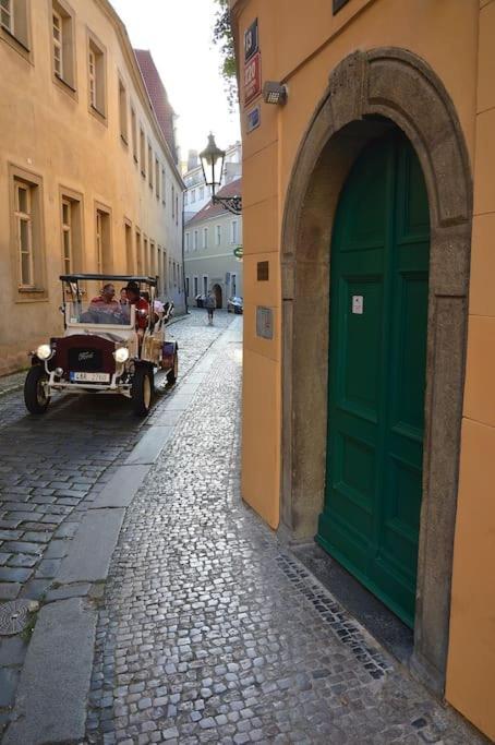 Old Town Herberghaus, 250M To Charles Bridge Leilighet Praha Eksteriør bilde